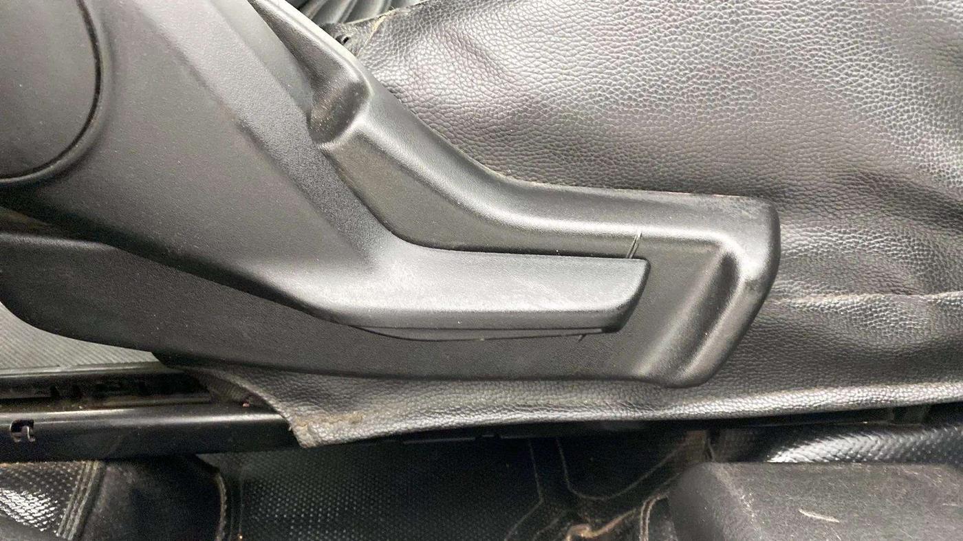 2017 Maruti Baleno DELTA PETROL 1.2, Petrol, Manual, 67,779 km, Driver Side Adjustment Panel