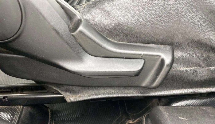 2017 Maruti Baleno DELTA PETROL 1.2, Petrol, Manual, 67,779 km, Driver Side Adjustment Panel