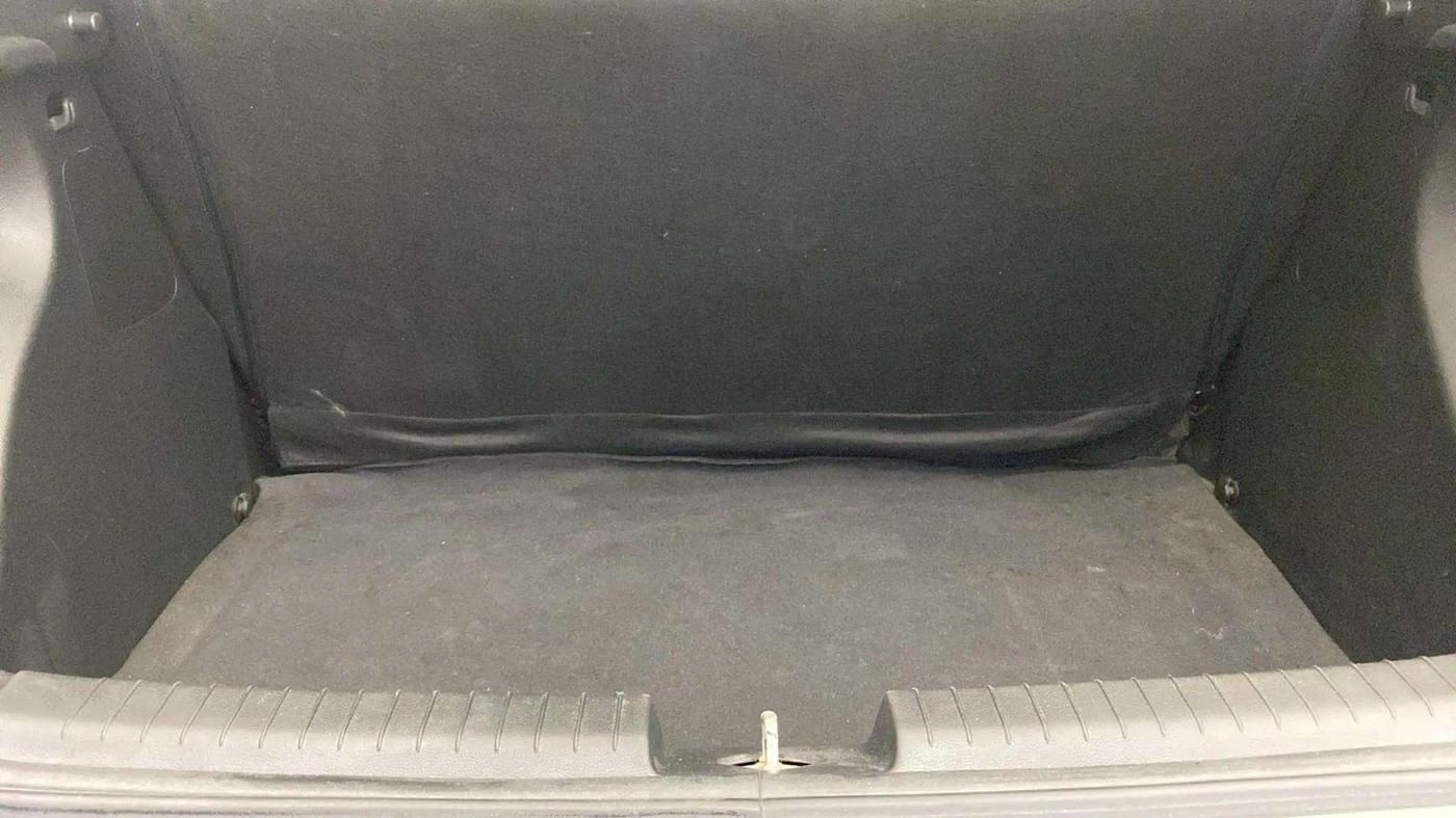 2018 Hyundai Elite i20 MAGNA EXECUTIVE 1.2, Petrol, Manual, 34,263 km, Boot Inside