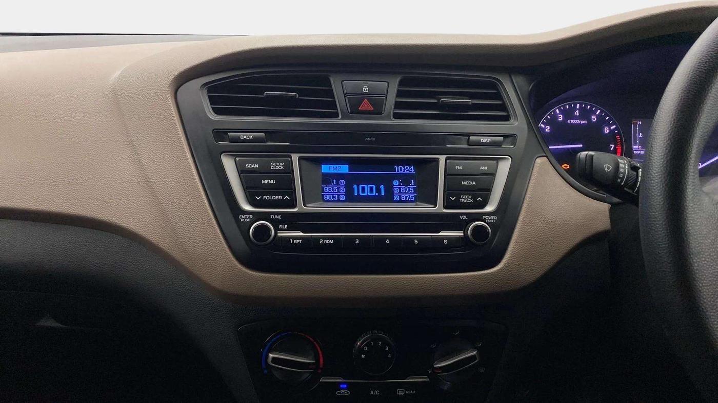 2018 Hyundai Elite i20 MAGNA EXECUTIVE 1.2, Petrol, Manual, 34,263 km, Air Conditioner