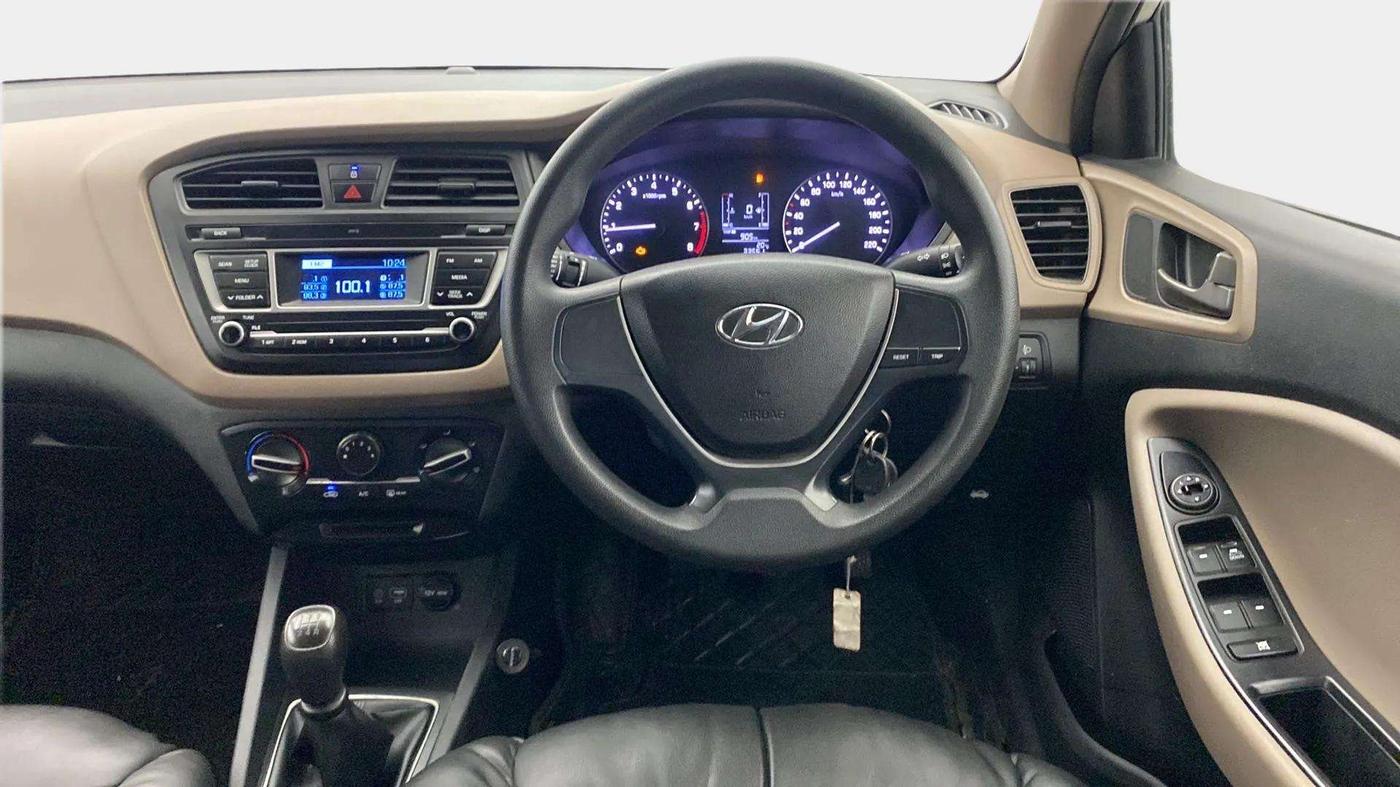 2018 Hyundai Elite i20 MAGNA EXECUTIVE 1.2, Petrol, Manual, 34,263 km, Steering Wheel Close Up