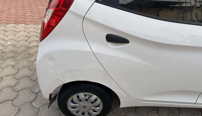 2017 Hyundai Eon D-LITE+, Petrol, Manual, 34,666 km, Right quarter panel - Slightly dented