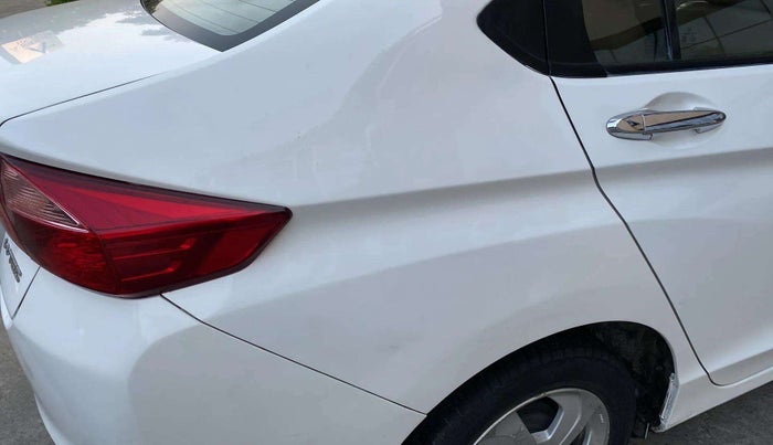 2016 Honda City 1.5L I-VTEC VX, Petrol, Manual, 40,321 km, Right quarter panel - Slightly dented