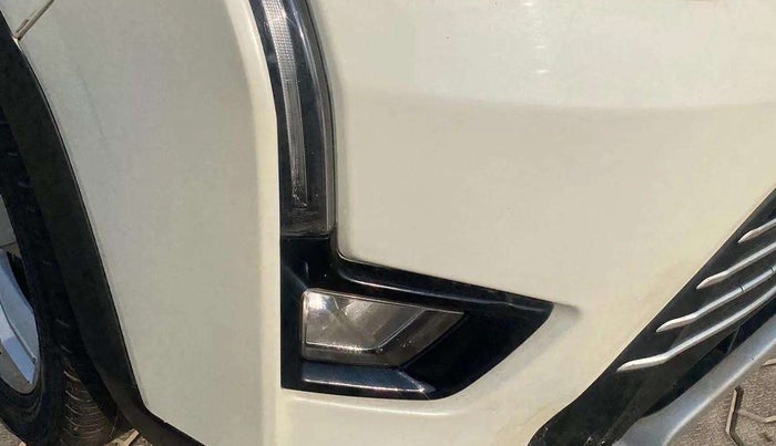 2019 Mahindra XUV300 W8 1.2 PETROL, Petrol, Manual, 76,179 km, Front bumper - Minor scratches