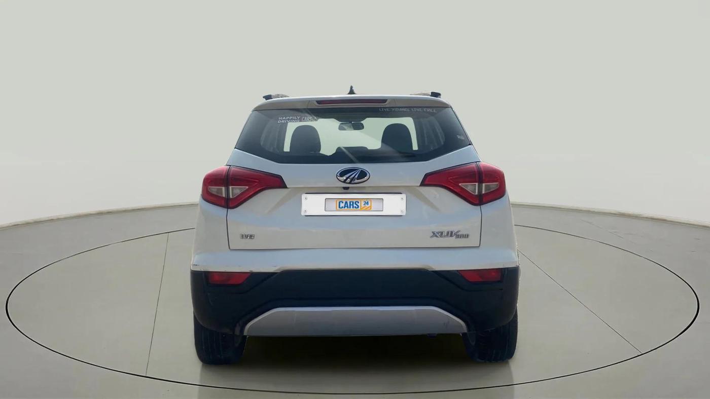2019 Mahindra XUV300 W8 1.2 PETROL, Petrol, Manual, 76,240 km, Back/Rear