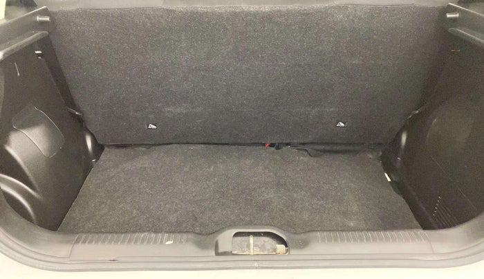 2023 Maruti Swift LXI, Petrol, Manual, 17,107 km, Boot Inside