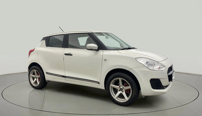 2023 Maruti Swift LXI, Petrol, Manual, 17,107 km, Right Front Diagonal