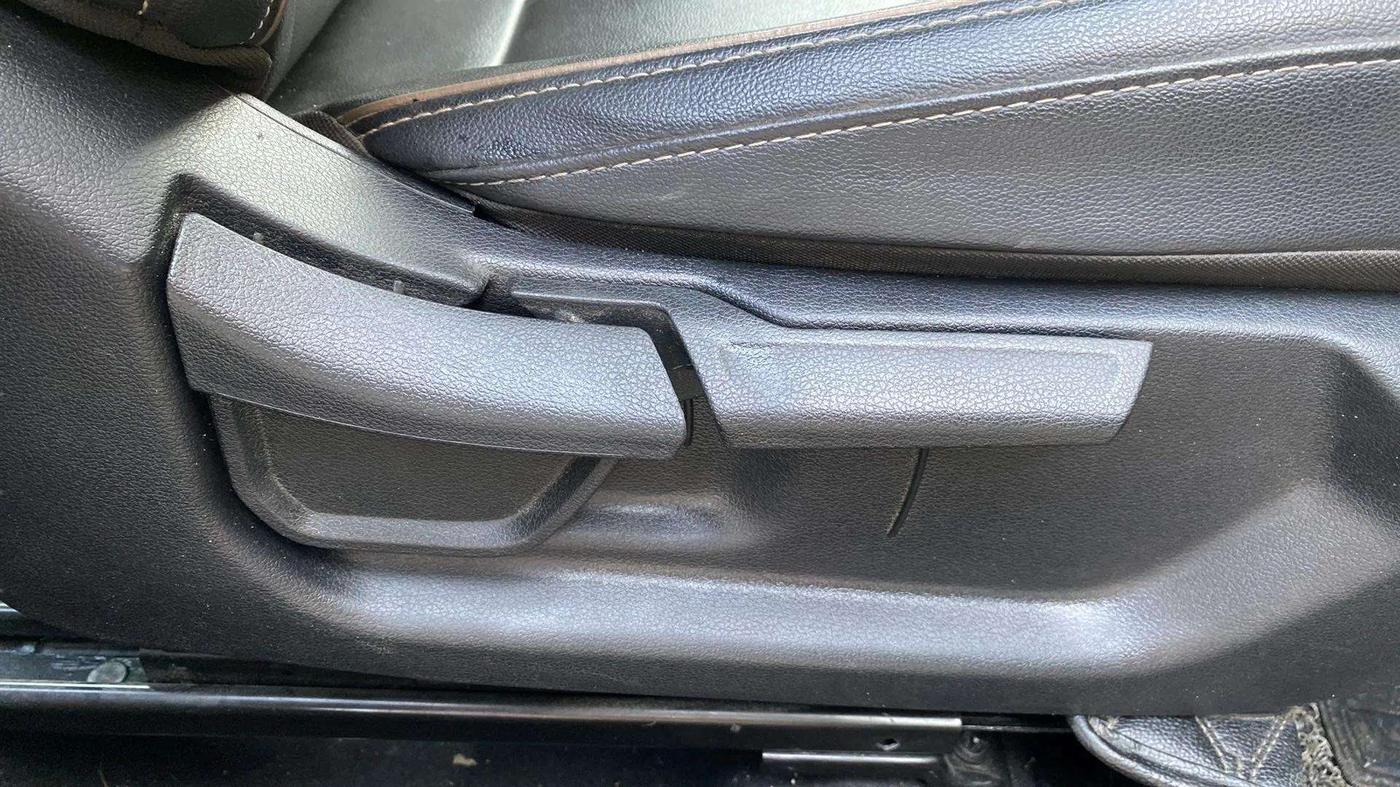 2020 Hyundai NEW I20 Asta 1.0 GDI Turbo IMT, Petrol, Manual, 39,904 km, Driver Side Adjustment Panel
