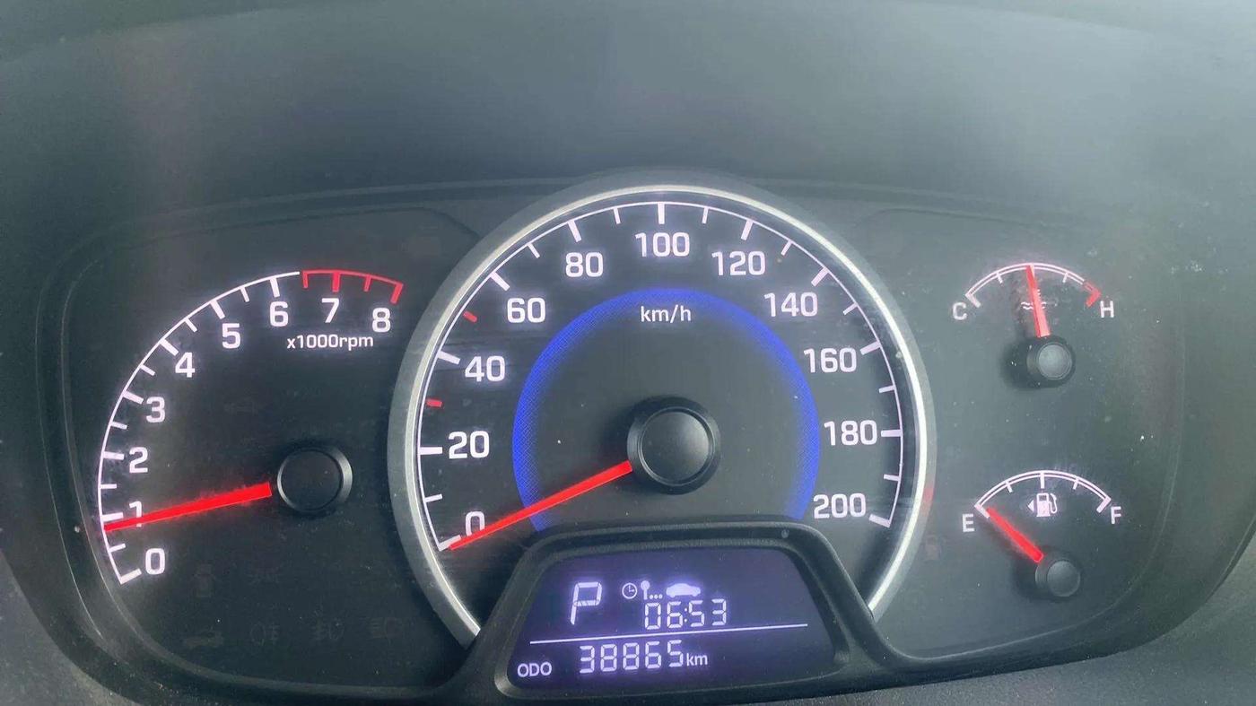 2018 Hyundai Grand i10 SPORTZ AT 1.2 KAPPA VTVT, Petrol, Automatic, 39,066 km, Odometer Image