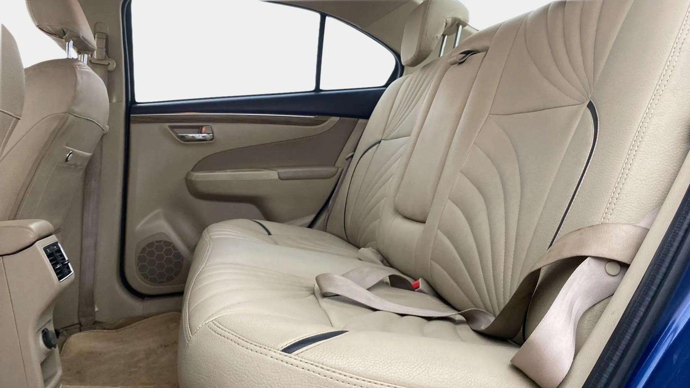 2019 Maruti Ciaz ZETA 1.5 SHVS MT PETROL, Petrol, Manual, 55,954 km, Right Side Rear Door Cabin