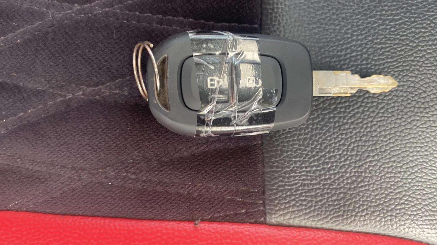 2019 Renault Kwid CLIMBER 1.0 (O), Petrol, Manual, 14,233 km, Key Close Up