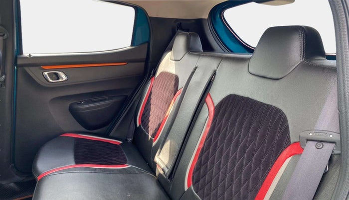 2019 Renault Kwid CLIMBER 1.0 (O), Petrol, Manual, 14,233 km, Right Side Rear Door Cabin