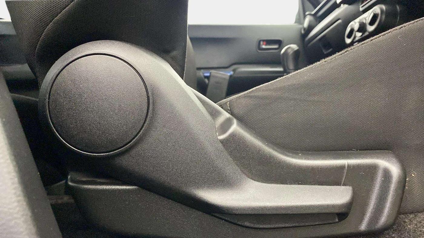 2020 Maruti IGNIS SIGMA 1.2, Petrol, Manual, 21,941 km, Driver Side Adjustment Panel