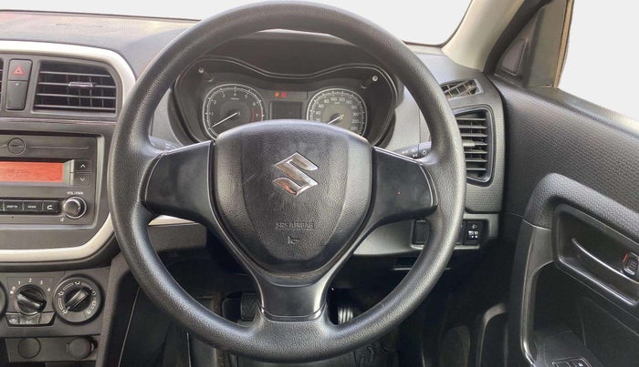 2022 Maruti Vitara Brezza LXI, Petrol, Manual, 37,239 km, Steering Wheel Close Up