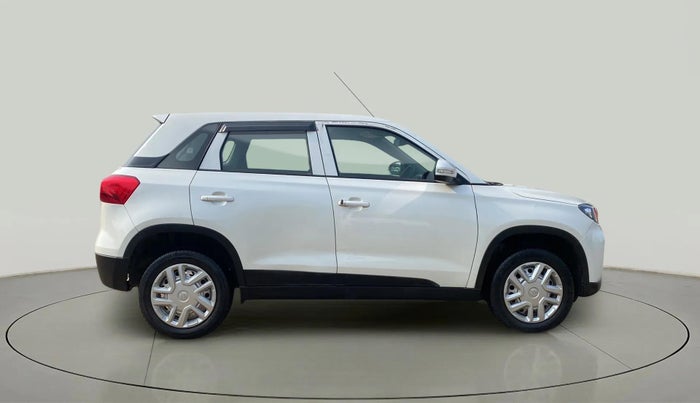 2022 Maruti Vitara Brezza LXI, Petrol, Manual, 37,239 km, Right Side View