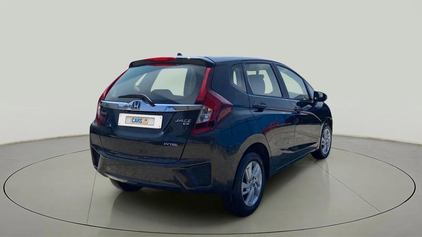 2016 Honda Jazz 1.2L I-VTEC V, Petrol, Manual, 28,173 km, Right Back Diagonal