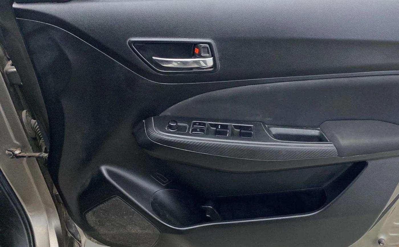 2018 Maruti Swift VXI, Petrol, Manual, 49,799 km, Driver Side Door Panels Control