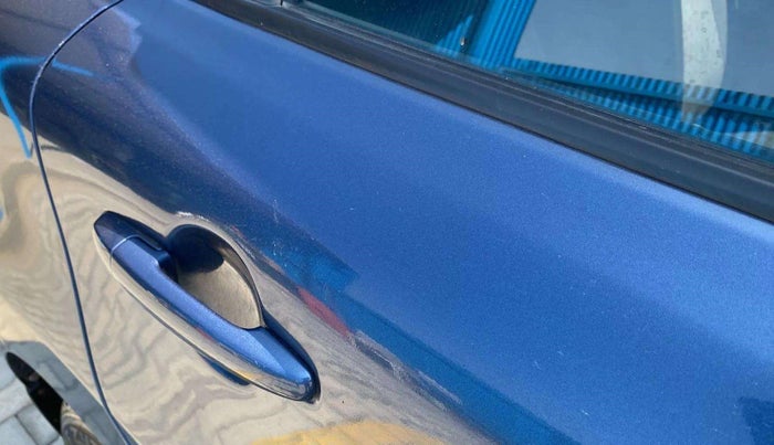 2018 Maruti Baleno DELTA PETROL 1.2, Petrol, Manual, 48,125 km, Right rear door - Minor scratches
