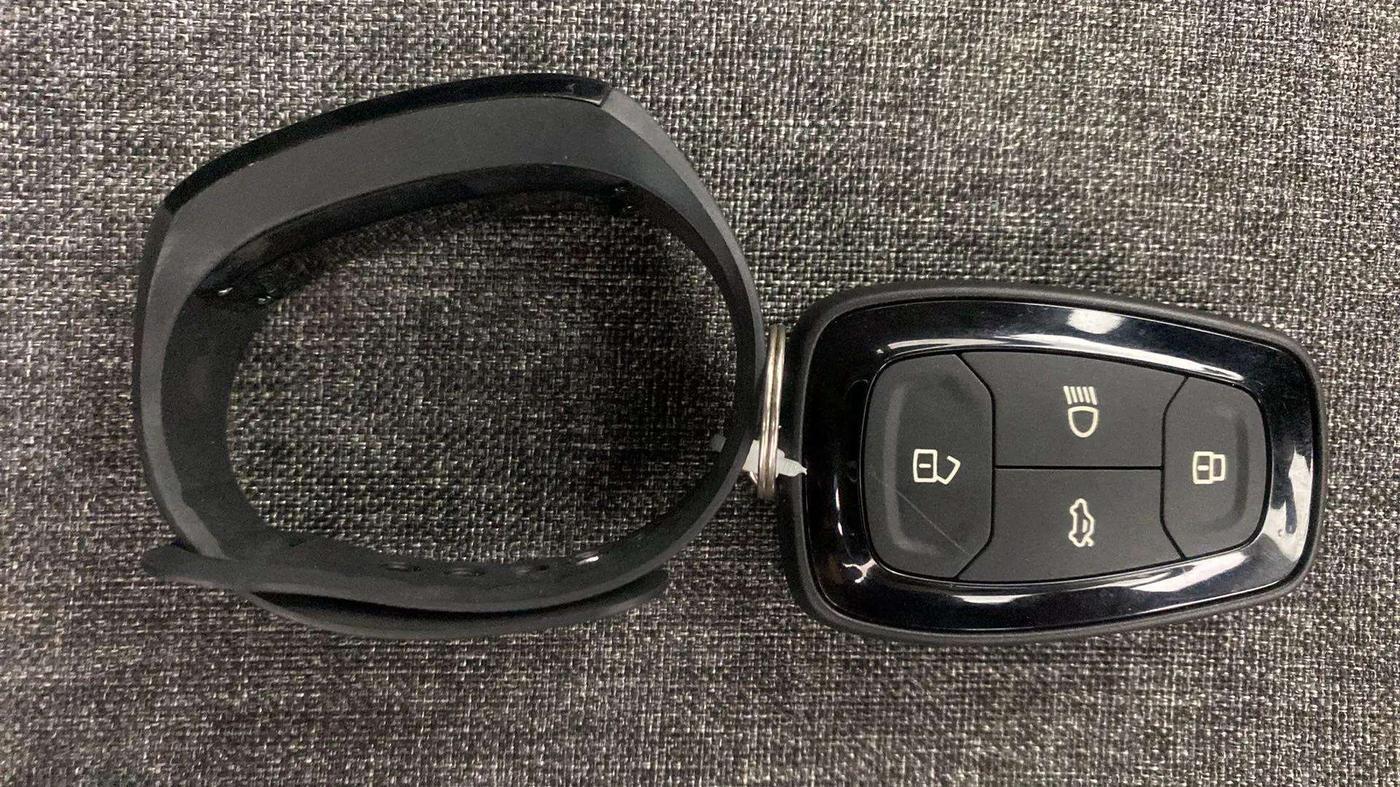 2020 Tata ALTROZ XZ PETROL, Petrol, Manual, 6,092 km, Key Close Up