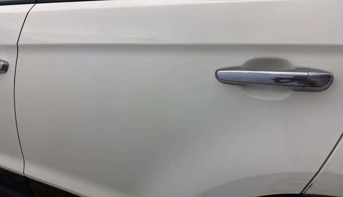 2017 Hyundai Creta SX PLUS AT 1.6 PETROL, Petrol, Automatic, 81,395 km, Rear left door - Door visor damaged