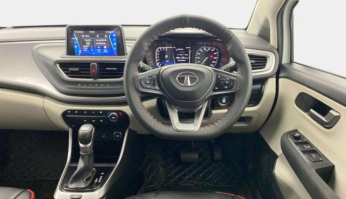 2022 Tata ALTROZ XZA PLUS, Petrol, Automatic, 15,396 km, Steering Wheel Close Up