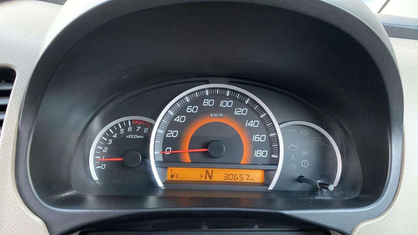 2016 Maruti Wagon R 1.0 VXI (O) AMT, Petrol, Automatic, 30,663 km, Odometer Image