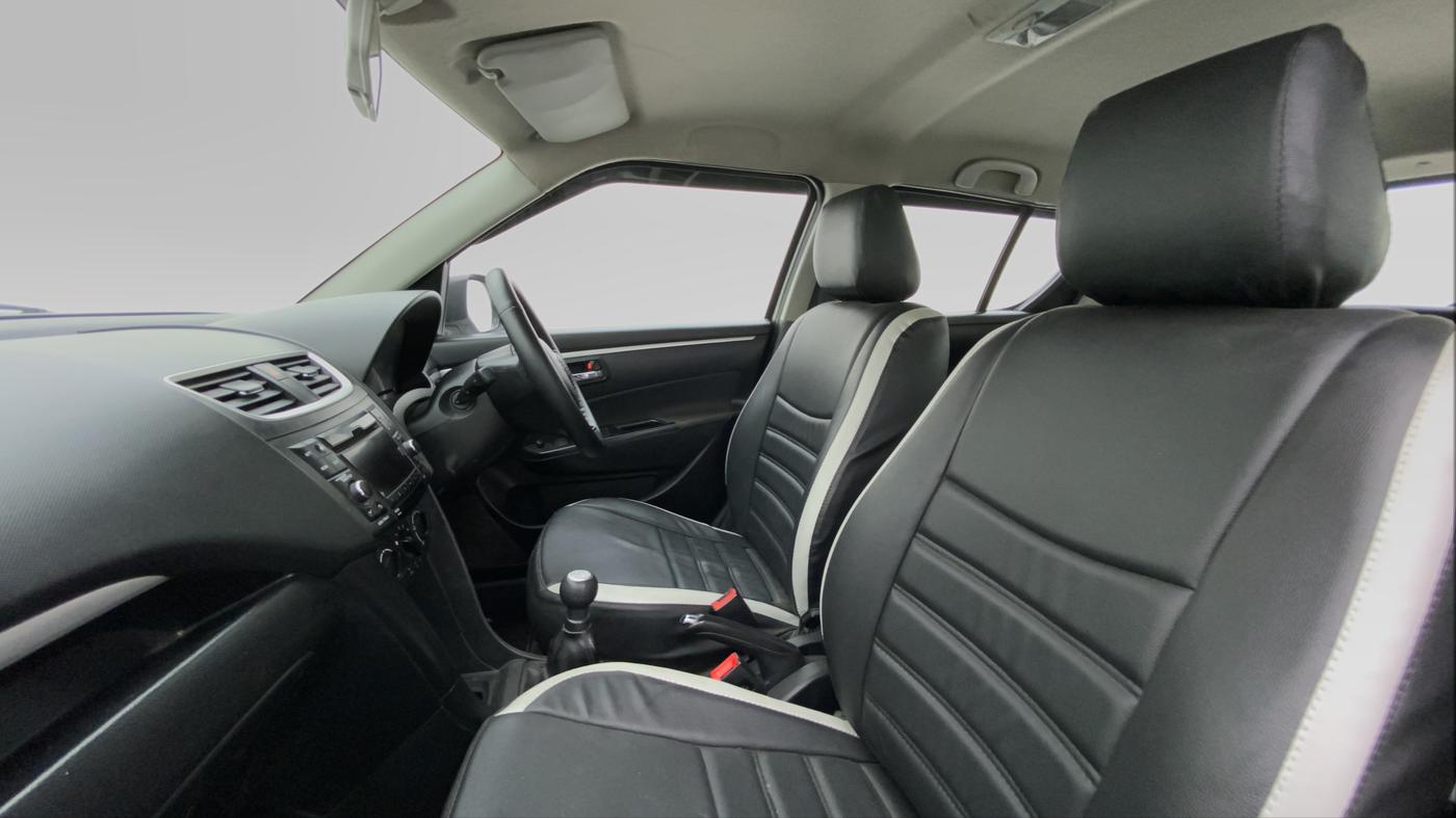 2012 Maruti Swift VDI, Diesel, Manual, 1,09,228 km, Right Side Front Door Cabin