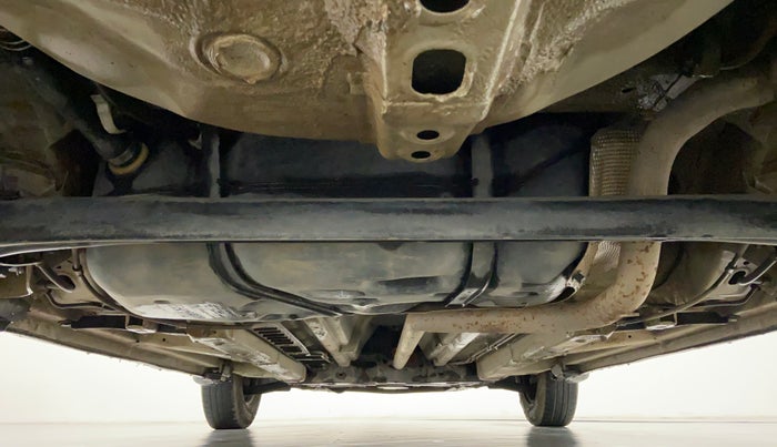 2012 Maruti Swift VDI, Diesel, Manual, 1,09,228 km, Rear Underbody
