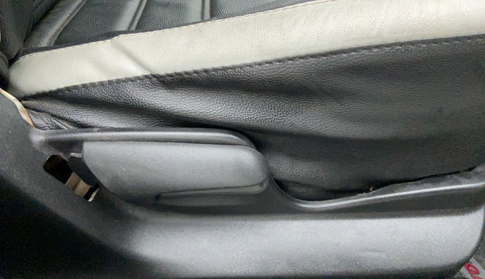 2012 Maruti Swift VDI, Diesel, Manual, 1,09,228 km, Driver Side Adjustment Panel