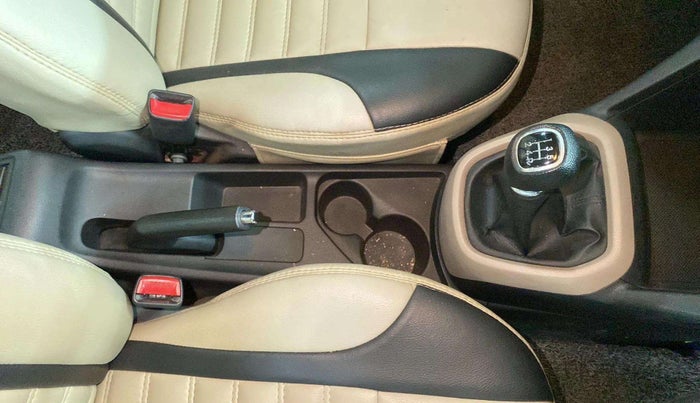 2014 Hyundai Grand i10 ASTA 1.2 KAPPA VTVT, Petrol, Manual, 31,770 km, Gear Lever