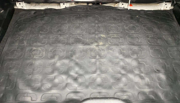2023 Maruti Swift LXI, Petrol, Manual, 40,184 km, Boot Inside