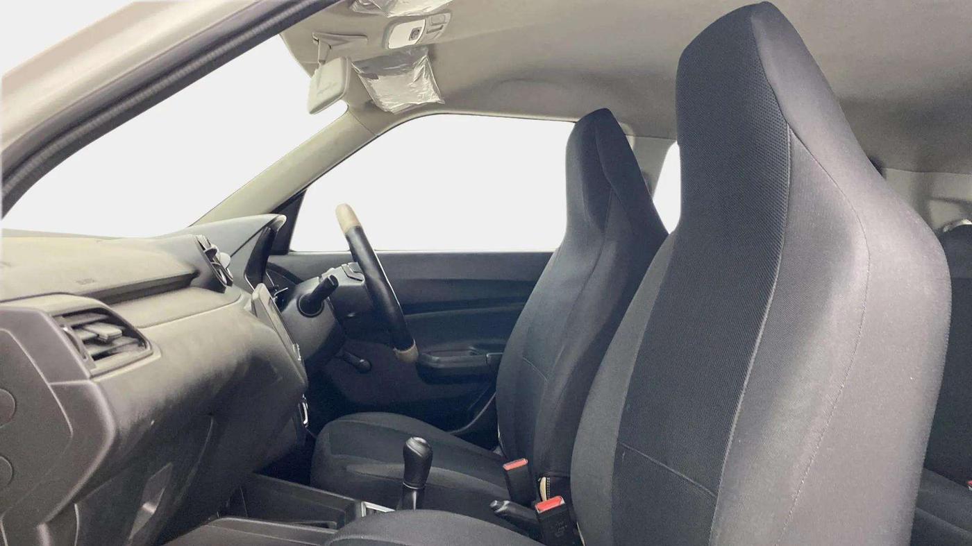 2023 Maruti Swift LXI, Petrol, Manual, 40,184 km, Right Side Front Door Cabin