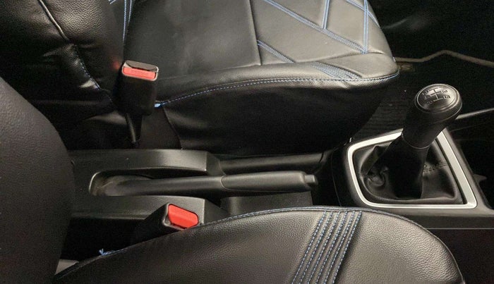 2019 Maruti Swift LXI, Petrol, Manual, 28,558 km, Gear Lever