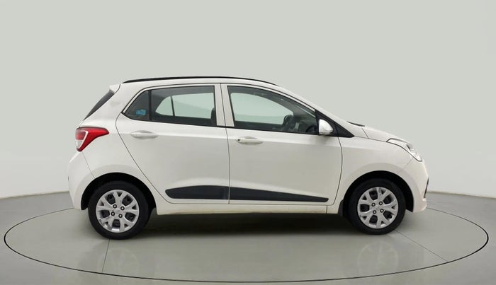 2015 Hyundai Grand i10 SPORTZ 1.2 KAPPA VTVT, Petrol, Manual, 71,329 km, Right Side View