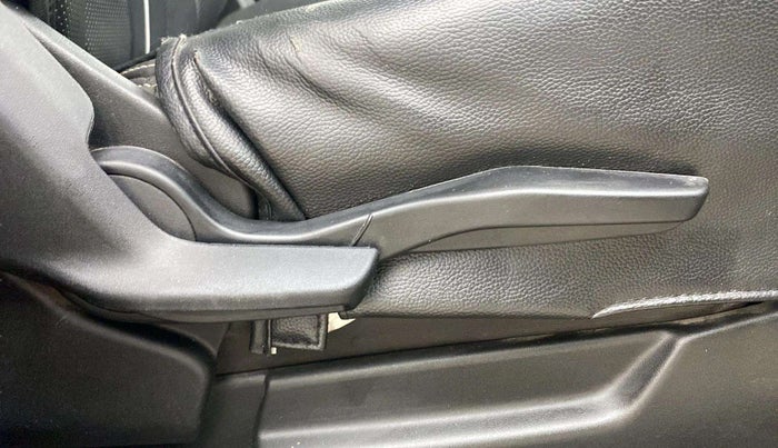 2021 Maruti XL6 ZETA MT, Petrol, Manual, 82,696 km, Driver Side Adjustment Panel