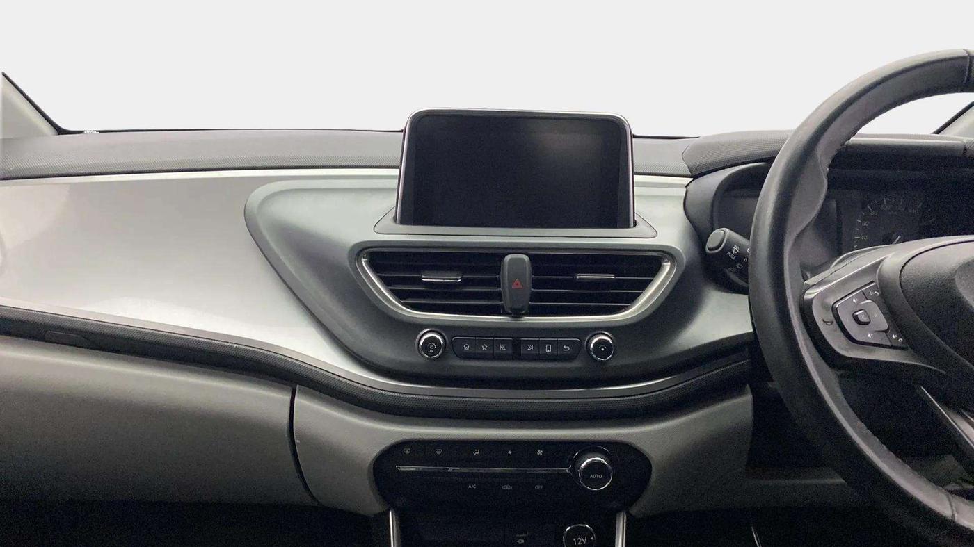 2020 Tata ALTROZ XZ PETROL, Petrol, Manual, 18,418 km, Air Conditioner