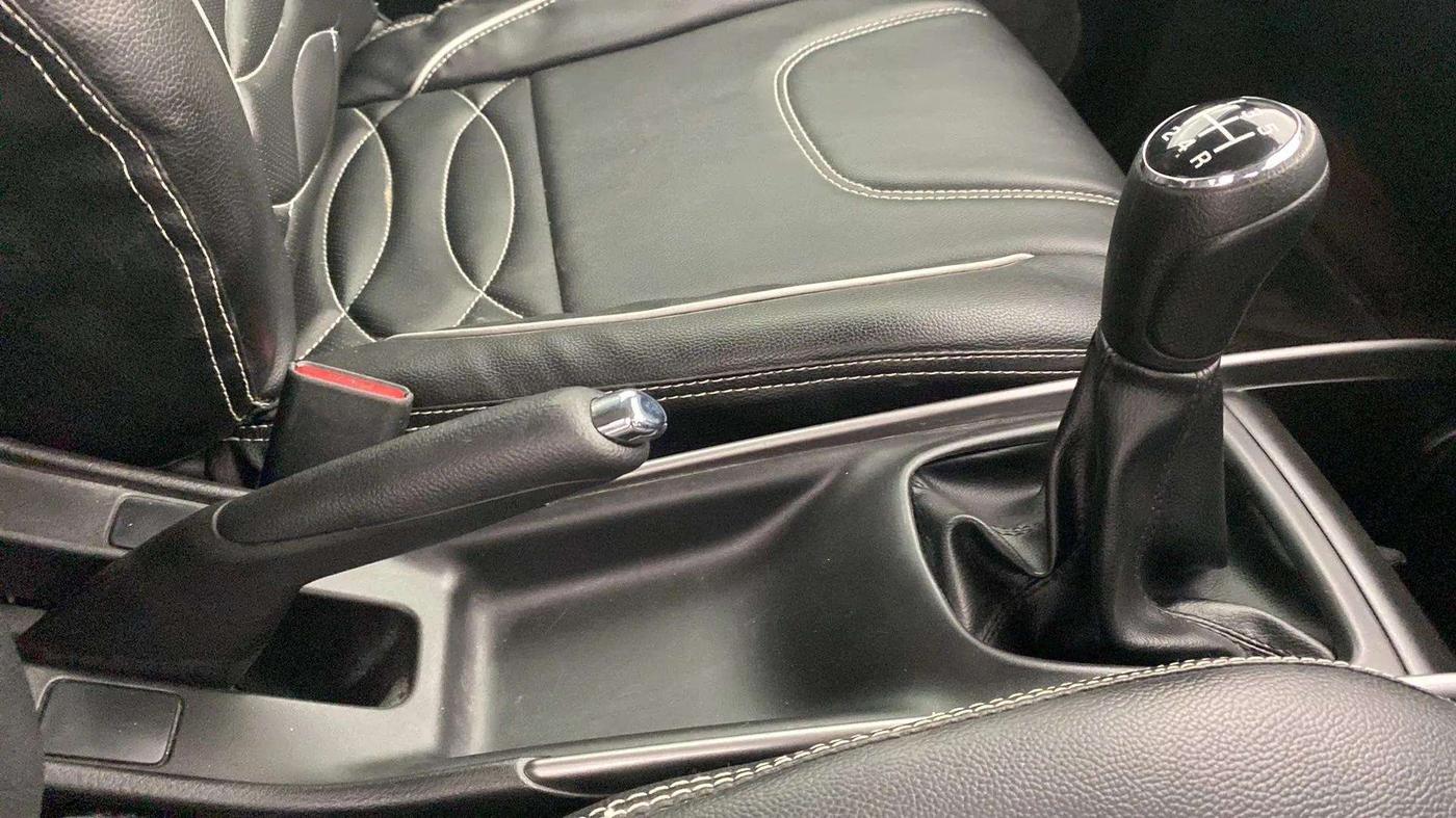 2019 Maruti Baleno ALPHA PETROL 1.2, Petrol, Manual, 52,785 km, Gear Lever