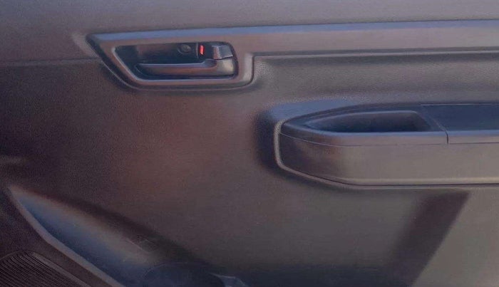2019 Maruti S PRESSO VXI+, Petrol, Manual, 65,111 km, Driver Side Door Panels Control
