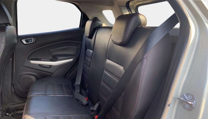 2016 Ford Ecosport TITANIUM+ 1.5L DIESEL, Diesel, Manual, 61,298 km, Right Side Rear Door Cabin