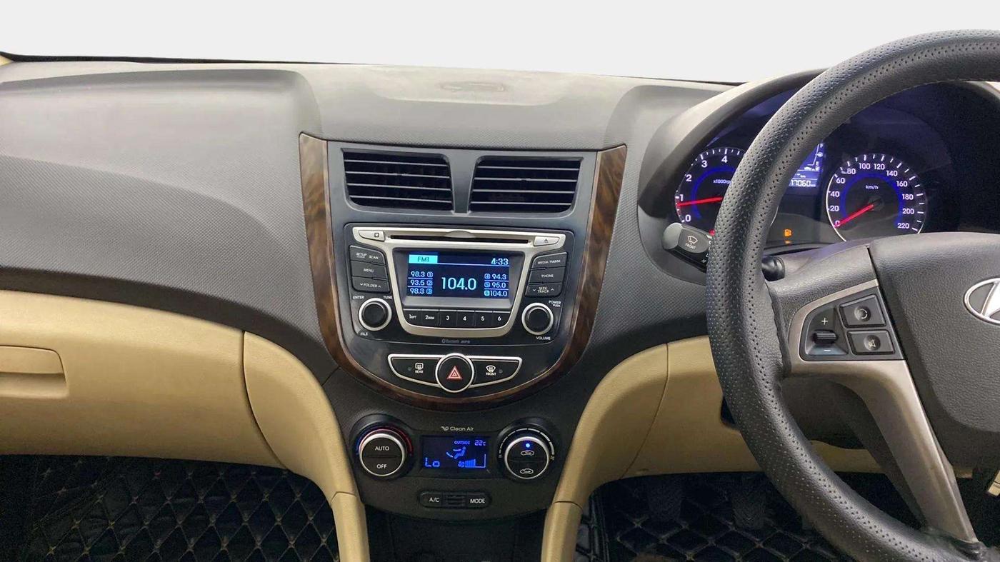 2016 Hyundai Verna 1.6 VTVT S, Petrol, Manual, 77,069 km, Air Conditioner