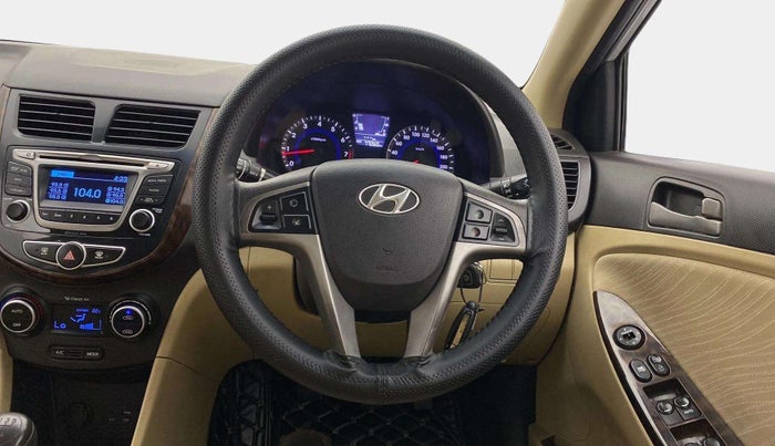 2016 Hyundai Verna 1.6 VTVT S, Petrol, Manual, 77,069 km, Steering Wheel Close Up
