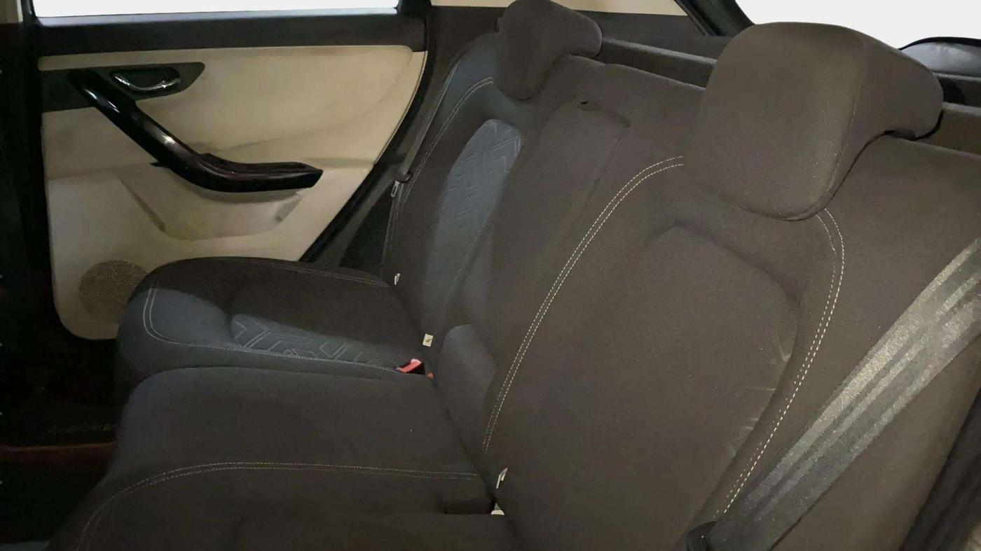 2020 Tata NEXON XZ PLUS DIESEL SUNROOF, Diesel, Manual, 61,072 km, Right Side Rear Door Cabin