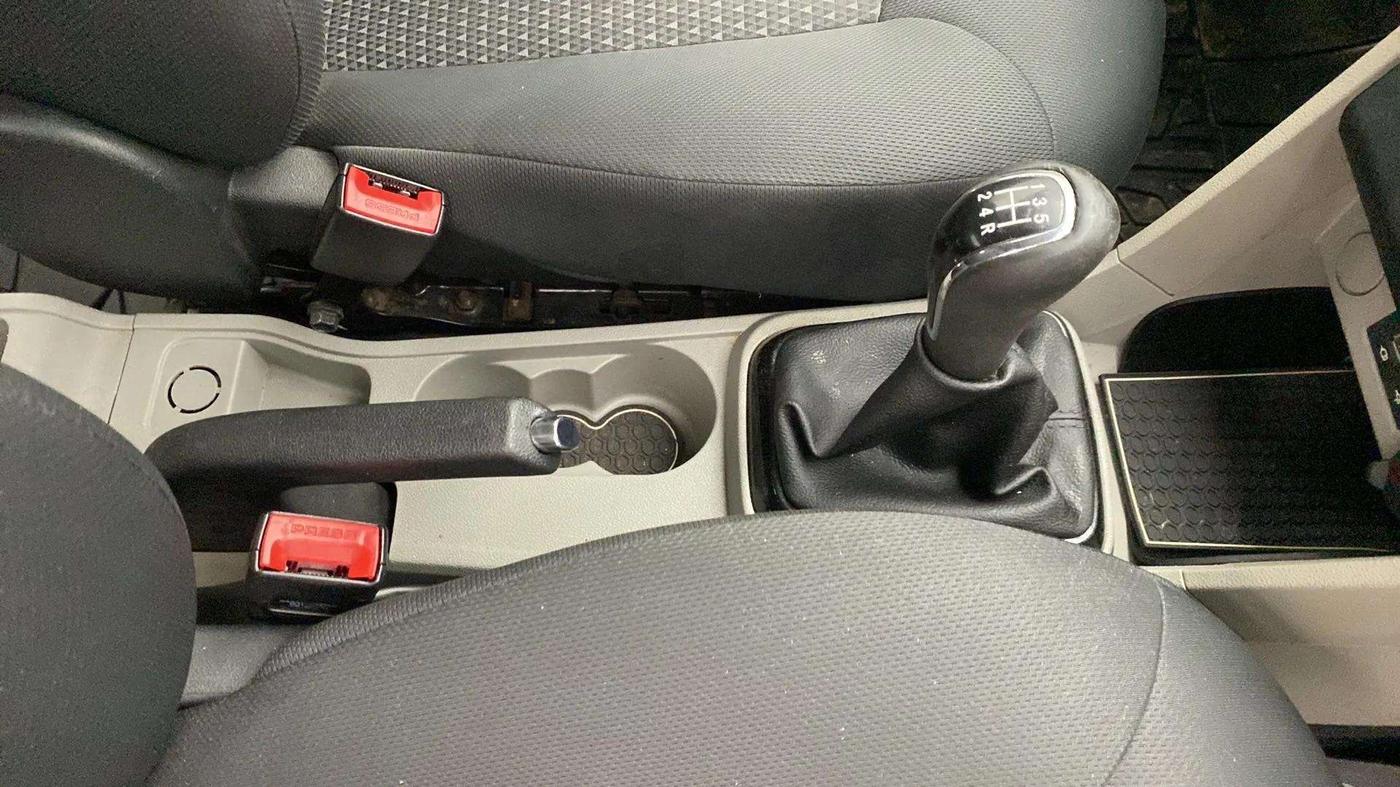 2018 Tata Tiago XZ PETROL, Petrol, Manual, 52,944 km, Gear Lever