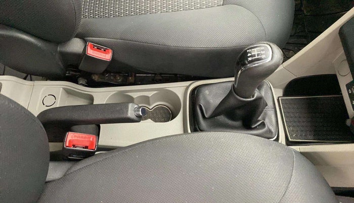 2018 Tata Tiago XZ PETROL, Petrol, Manual, 52,944 km, Gear Lever
