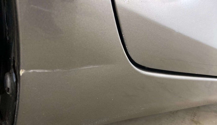 2015 Maruti Swift Dzire VXI, Petrol, Manual, 79,440 km, Right running board - Slightly dented