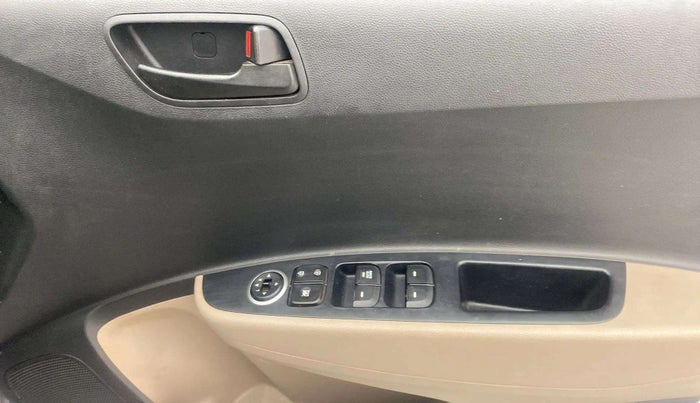 2017 Hyundai Grand i10 MAGNA 1.2 KAPPA VTVT, Petrol, Manual, 16,885 km, Driver Side Door Panels Control
