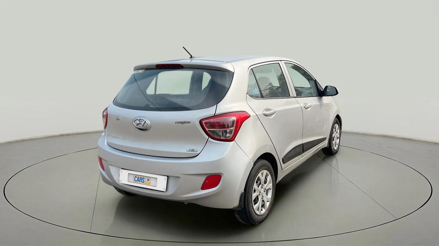 2015 Hyundai Grand i10 MAGNA 1.2 KAPPA VTVT, Petrol, Manual, 96,996 km, Right Back Diagonal
