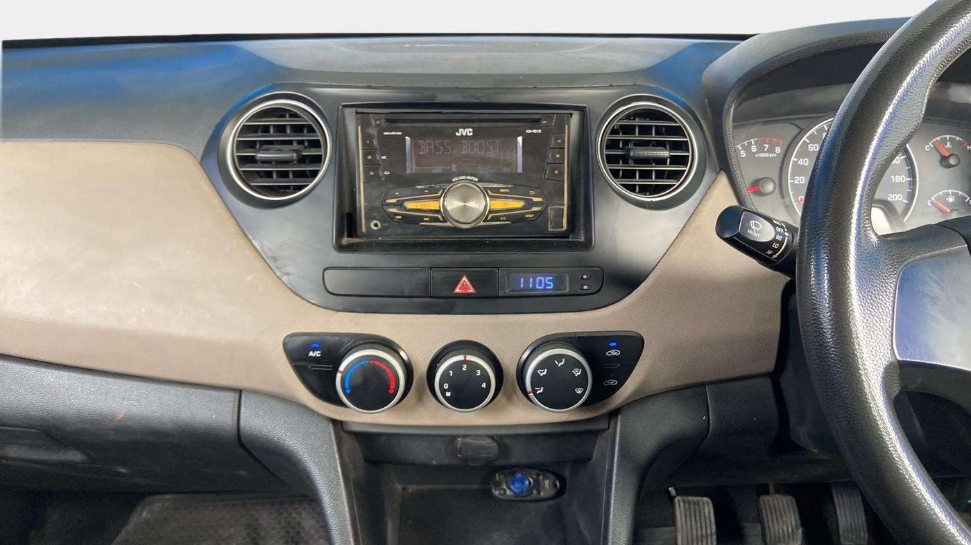 2015 Hyundai Grand i10 MAGNA 1.2 KAPPA VTVT, Petrol, Manual, 96,996 km, Air Conditioner