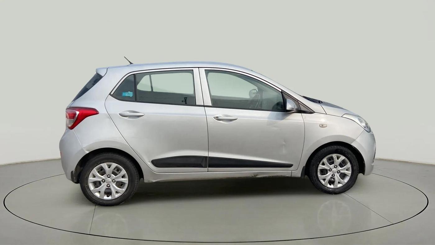 2015 Hyundai Grand i10 MAGNA 1.2 KAPPA VTVT, Petrol, Manual, 96,996 km, Right Side View