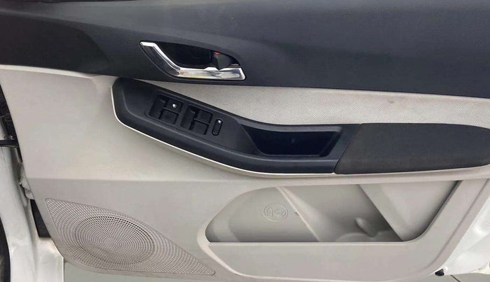 2023 Tata TIGOR XZ PLUS CNG, CNG, Manual, 31,435 km, Driver Side Door Panels Control